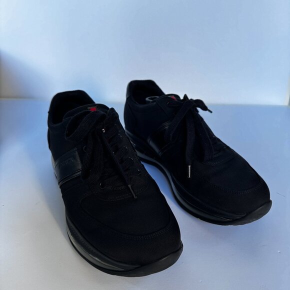 4E2858 Prada Air Sole Sneakers Black Size 9.5 / 10 - Picture 3 of 9